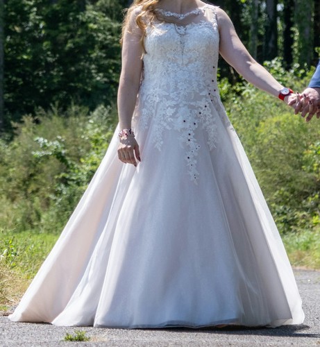Brautkleid