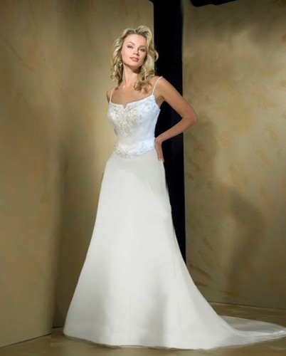 Brautkleid mit schleppe - brautkleid,
